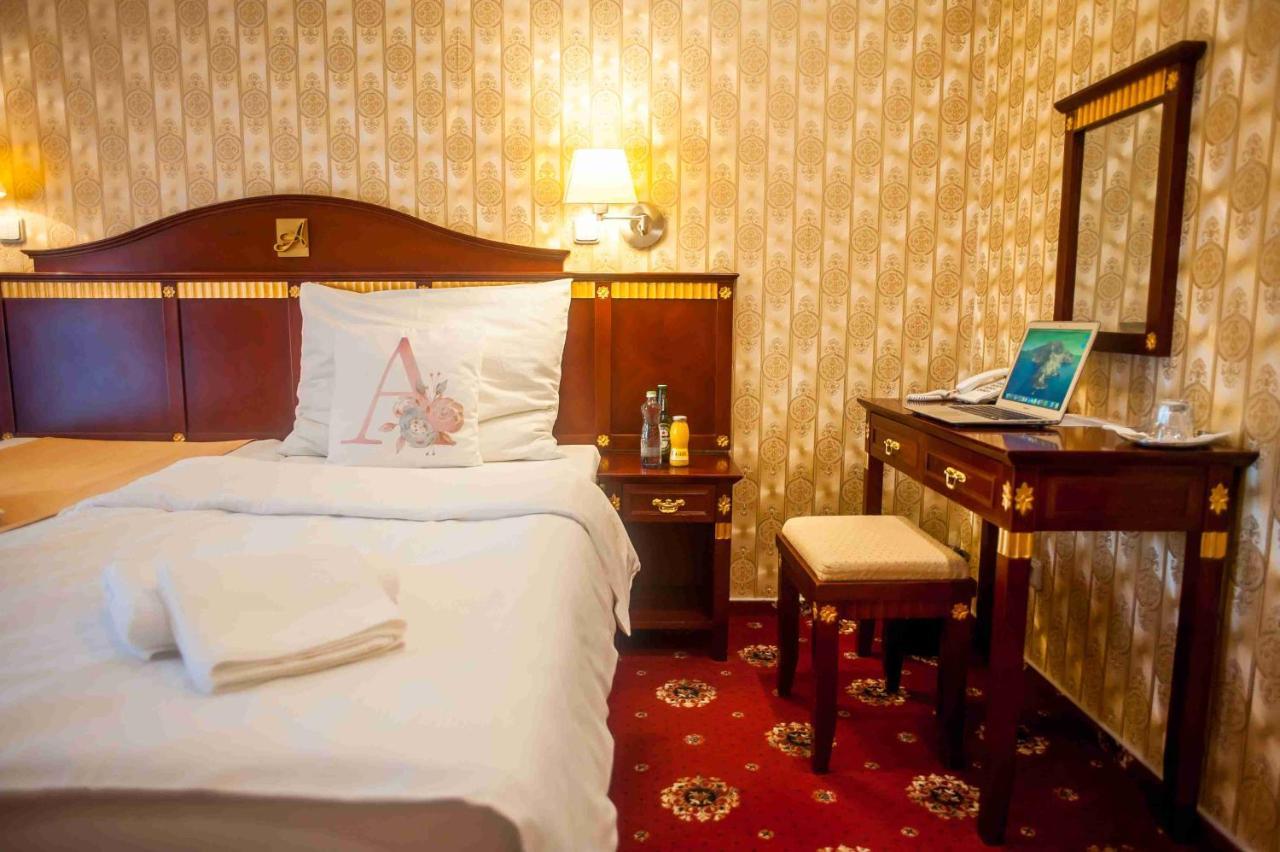 Hotel Tommy Wellness & Spa Nachod Luaran gambar