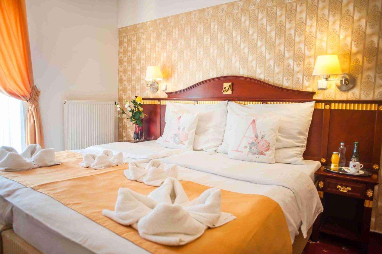 Hotel Tommy Wellness & Spa Nachod Luaran gambar